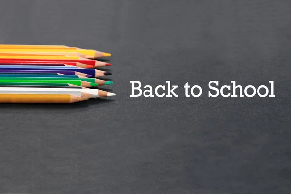Kavram Okula Dönüş Renk Kalem Kazık Kalem Hazretleri Siyah Arka — Stok fotoğraf