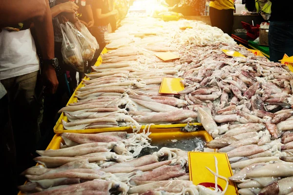 Fresh Market Seller, Squid Seafood Fresh Raw Food — Stock Photo, Image