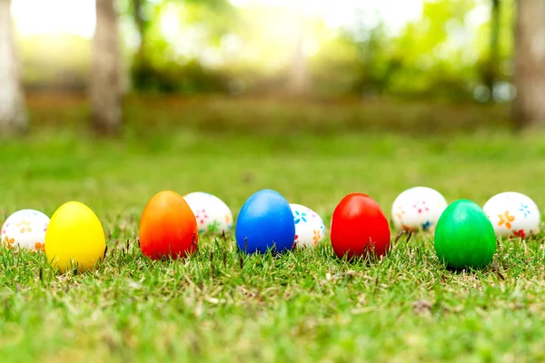 Osterei, frohe Ostersonntage Jagd Feiertagsdekorationen — Stockfoto