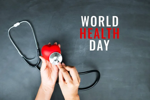 Concept Journée Mondiale Santé Assurance Médicale Avec Cœur Rouge Stéthoscope — Photo