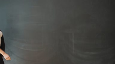 gülümseyen öğretmen ve kayrak blackboard arka plan