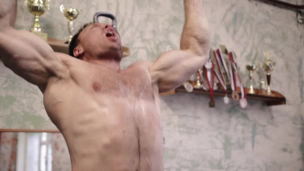 Tilt Shirtless Sportsman Doing Pull Ups Bars Cross Training Workout — Stock Video
