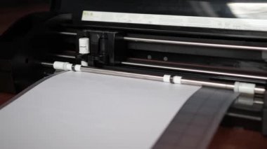 Plotter kesim film ya da kağıt