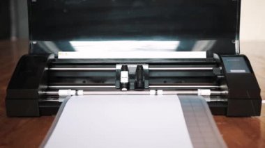Plotter kesim film ya da kağıt