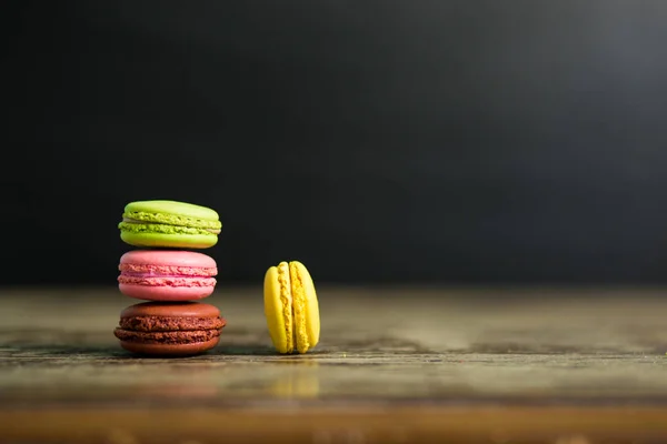 바탕에 달콤한 다채로운 Macarons — 스톡 사진