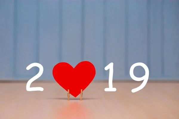 2019 Mutlu Yeni Yıl Metin Mavi Ahşap Arka Plan Metin — Stok fotoğraf