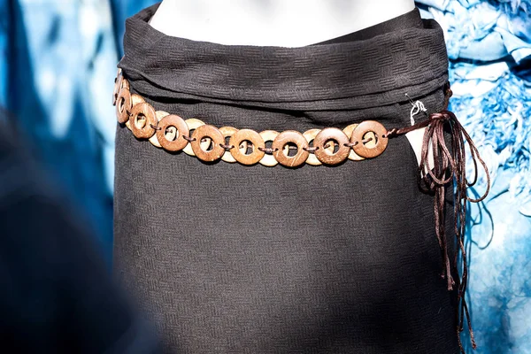 Saia Mulher Com Ornamento Cintura — Fotografia de Stock