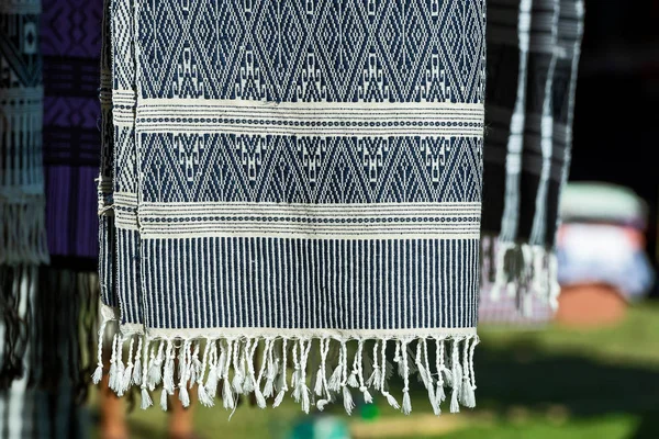 Ręcznie Wykonane Native Szalik Dla Kobiety Tajlandii Macierzystego Tajskie Tkaniny — Zdjęcie stockowe