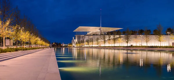 Athens Greece April 2017 Foundation Stavros Niarchos Culture Center Illuminated — Stock Photo, Image