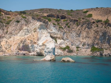 Milos Adası'ndaki plaj