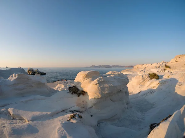 Praia de Sarakiniko em Milos Island — Fotografia de Stock