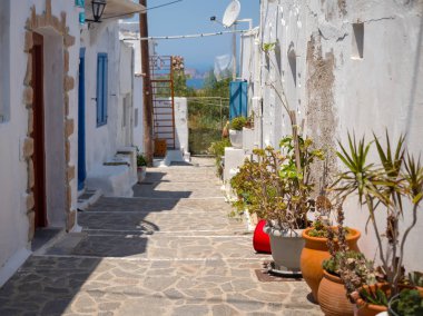 Milos Adası'nda geleneksel köy Plaka