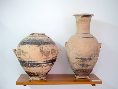 MILOS - GREECE, 14 Temmuz 2017: Yunanistan 'ın Milos adasındaki müzenin Antik Yunan sergileri