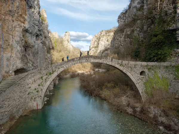 Pindos Grécia Março 2018 Ponte Arqueada Pedra Antiga Chamada Kokkori — Fotografia de Stock