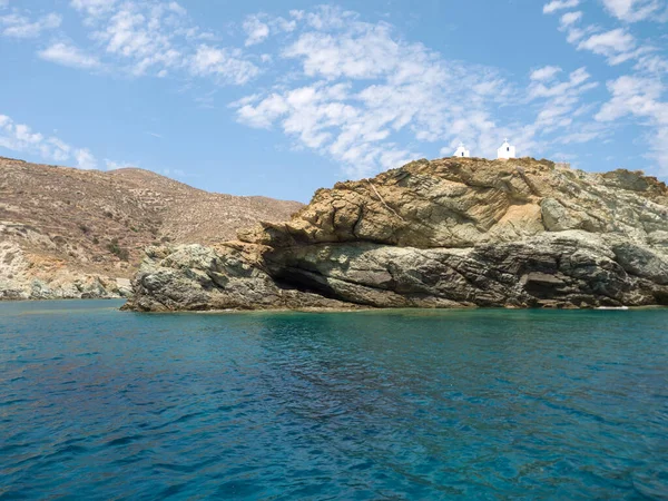 Stenig Strand Och Blått Hav Folegandros Kykladerna Grekland — Stockfoto