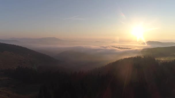Soluppgång i Tatrabergen, panoramautsikt — Stockvideo