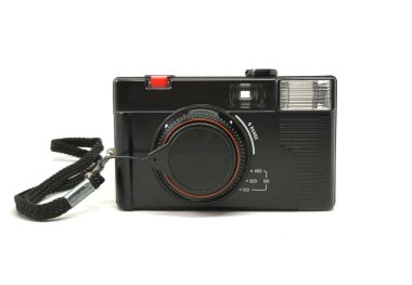 Beyaz arkaplanda klasik kamera.