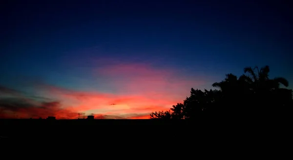 Terrain Football Avec Ciel Coloré — Photo