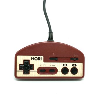 Bangkok, Tayland - 31 Mart 2017: Eski Hori denetleyicisi beyaz arka plan üzerinde izole. Açıklayıcı yazı işleri