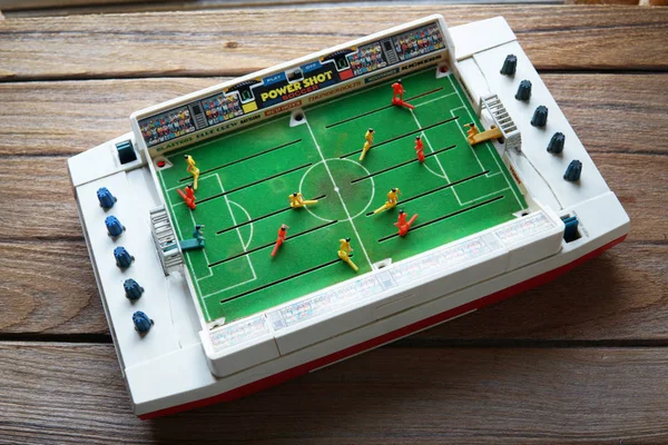 Bangkok, Tayland - 8 Mayıs 2017: Güç Shot futbol yönetim kurulu ve geleneksel Oyunlar tarafından Tomy oyuncak. Açıklayıcı yazı işleri