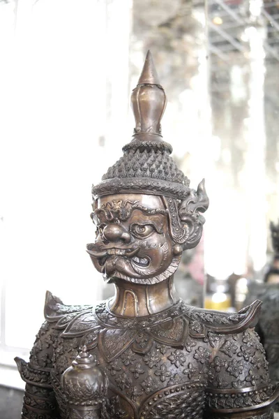 Giessen Riesige Skulptur Plubic Thai Tempel — Stockfoto