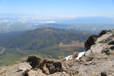 Taranaki Dağı Zirvesi