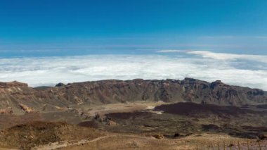 Bulutlar dağlar volkan Teide Tenerife, Kanarya Adaları İspanya hareketli Timelapse