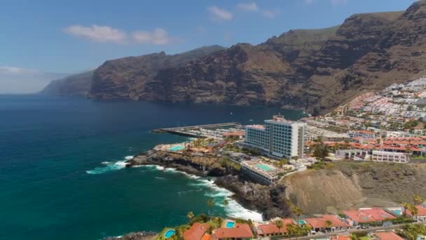 Letecký Pohled Útesů Los Gigantes Tenerife Drone Záběr Shora Canarias — Stock video