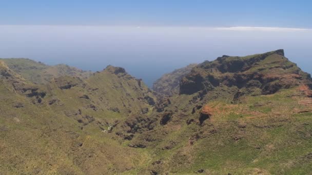 Vue Aérienne Des Montagnes Haut Sur Tenerife Près Montagne Volcanique — Video