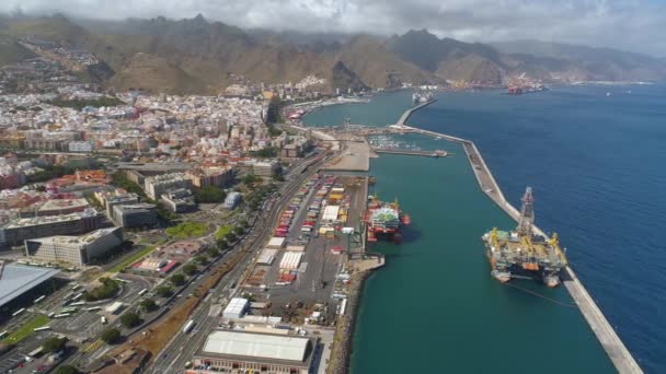 サンタ クルス テネリフェ スペイン 2018 日港の眺め で撮影ドローン — ストック動画