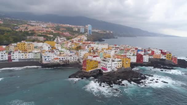 Tenerife Punta Brava Spanje Mei 2018 Luchtfoto Van Rotsachtige Kust — Stockvideo