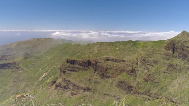 Légi Felvétel Rock Szikla Hegység Felülről Tenerife Közelében Vulkanikus Hegy — Stock videók
