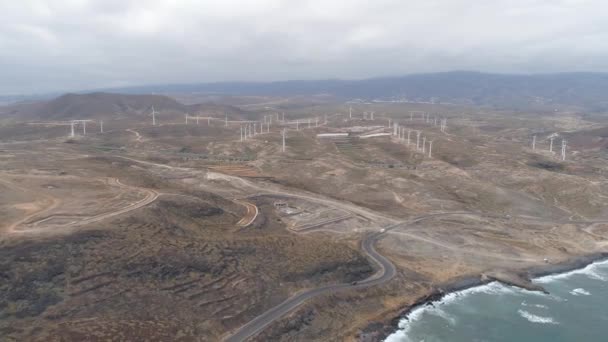 Flygfoto Från Höjden Väderkvarnar Teneriffa Kanarieöarna Spanien Drone Sköt Wild — Stockvideo