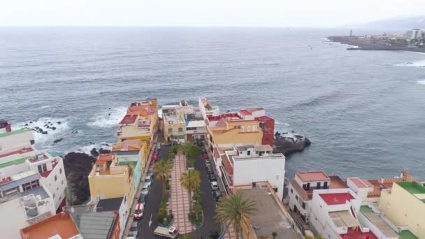Tenerife Punta Brava España Mayo 2018 Vista Aérea Costa Rocosa — Vídeos de Stock