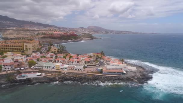 Tenerife Caleta Spanya Mayıs 2018 Atlantik Okyanusu Havadan Görünümü Kayalık — Stok video