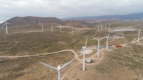 Flygfoto Från Höjden Väderkvarnar Teneriffa Kanarieöarna Spanien Drone Sköt Wild — Stockvideo