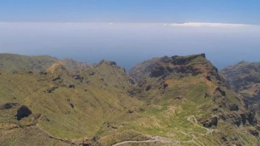 Havadan görünümü volkanik dağ El Teide, Canarias Adaları, İspanya yakınındaki Tenerife yukarıdan dağların. 4 k'dan fazla vurdu casus uçak.