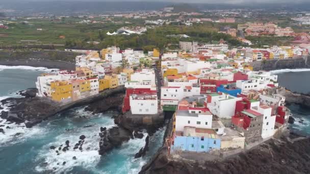 테네리페 Brava 스페인 2018 물가에 보기의 해안의 대서양 바다와 화려한 — 비디오