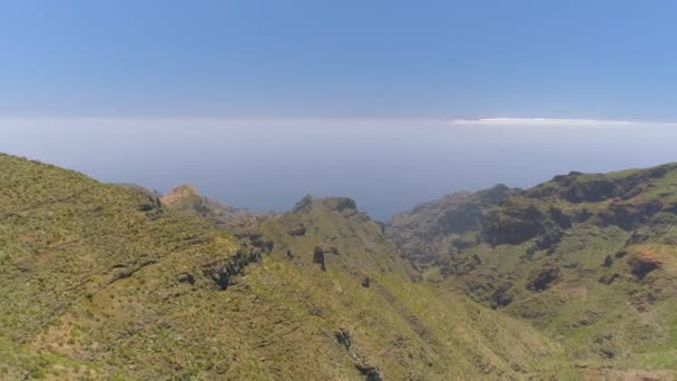 Vue Aérienne Des Montagnes Rocheuses Falaises Haut Sur Tenerife Près — Video