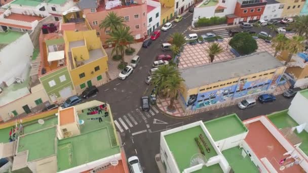 Tenerife Punta Brava España Mayo 2018 Vista Aérea Coloridas Casas — Vídeos de Stock