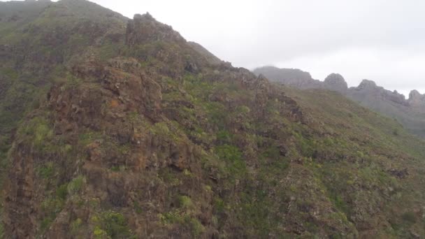 Tenerife Espanha Maio 2018 Vista Aérea Montanhas Rochosas Desfiladeiro Inferno — Vídeo de Stock