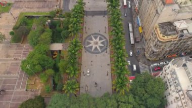 Sao Paulo, Brezilya - 3 Mayıs 2018: Havadan görünümü şehir merkezi Ground Zero kare. Landmark turistik yer. 4 k'dan fazla vurdu casus uçak