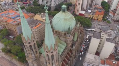Sao Paulo, Brezilya - 3 Mayıs 2018: Havadan görünümü, Se Cathedral şehir merkezinde. 4 k'dan fazla vurdu casus uçak 