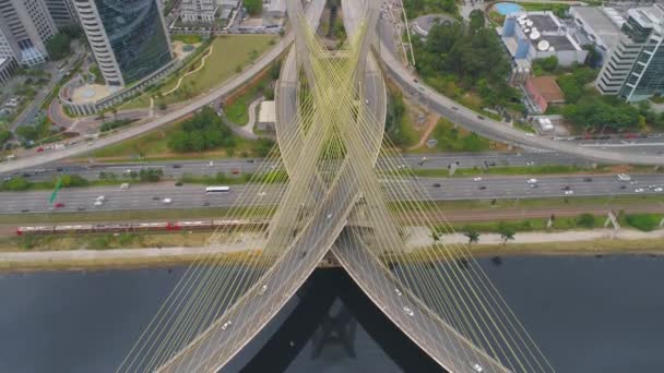 Luftaufnahme Der Octavio Frias Oliveira Brücke Einem Wahrzeichen São Paulo — Stockvideo