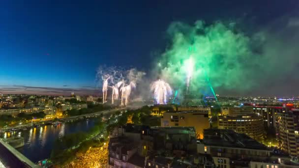 Париж Франція Червня 2018 Ейфелева Вежа Феєрверк Ніч Timelapse Святкування — стокове відео