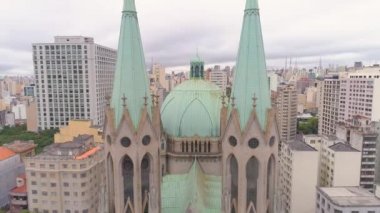 Sao Paulo, Brezilya - 3 Mayıs 2018: Havadan görünümü, Se Cathedral şehir merkezinde. 4 k'dan fazla vurdu casus uçak 