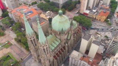 Sao Paulo, Brezilya - 3 Mayıs 2018: Havadan görünümü, Se Cathedral şehir merkezinde. 4 k'dan fazla vurdu casus uçak