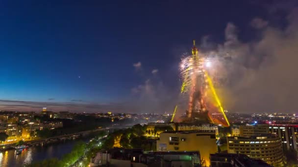 Париж Франція Червня 2018 Ейфелева Вежа Феєрверк Ніч Timelapse Святкування — стокове відео