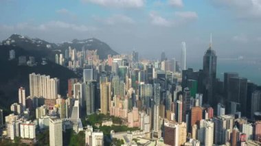 Hong Kong - Mayıs 2018: Havadan görünümü Causeway Bay bölge, şehir şehir merkezinde ile konut ve Ofis binalar ve gökdelenler, yüksek yoğunluklu geliştirme, dron 4 k'dan fazla vurdu 