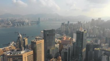 Hong Kong - Mayıs 2018: Havadan görünümü Causeway Bay bölge, şehir şehir merkezinde ile konut ve Ofis binalar ve gökdelenler, yüksek yoğunluklu geliştirme, dron 4 k'dan fazla vurdu 